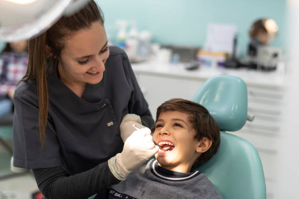 Best Emergency Gum Treatment in Oakwood, IL